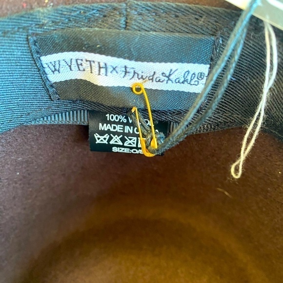 Weith + Frida Kahl women’s wool hat in a rich brown. NWT - Picture 4 of 5